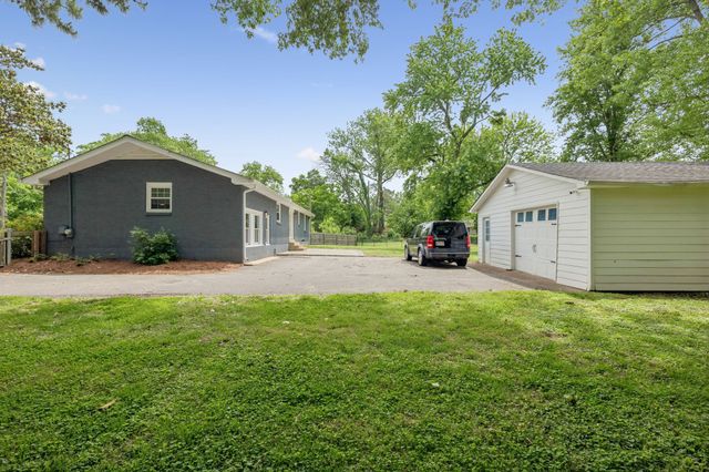 5020 Suter Ct, Nashville, TN 37211