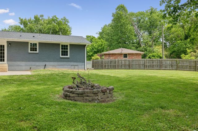 5020 Suter Ct, Nashville, TN 37211