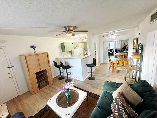 310 S Cypress Road 729, Pompano Beach, FL 33060