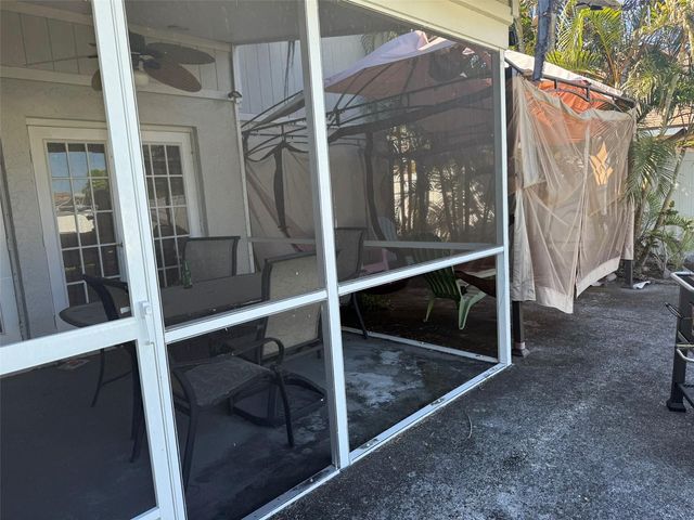 7606 37TH STREET CIRCLE E, Sarasota, FL 34243