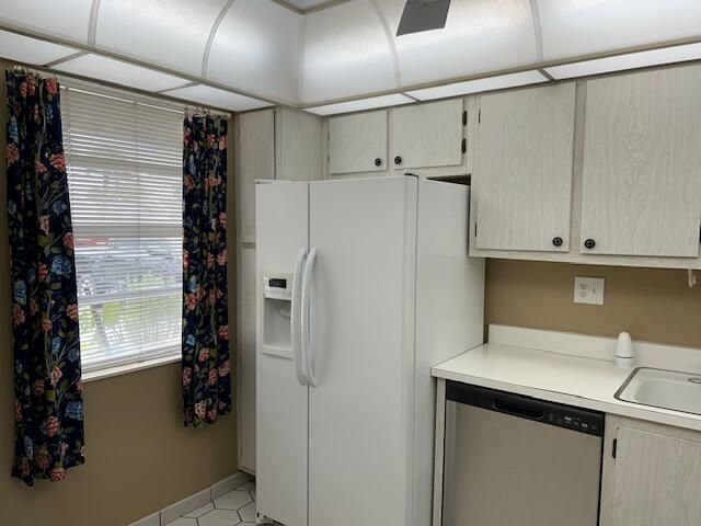 160 Lake Gloria Drive 160, West Palm Beach, FL 33411