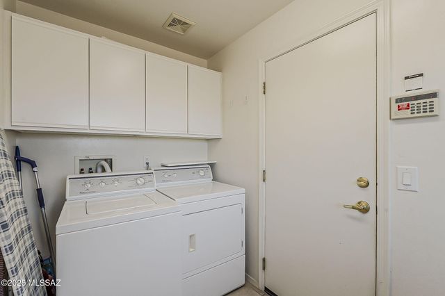 65704 E Rose Crest Drive, Saddlebrooke, AZ 85739