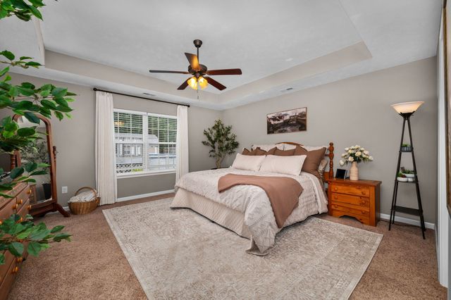 1425 Round Rock Dr, Murfreesboro, TN 37128
