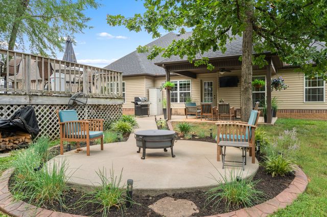 1425 Round Rock Dr, Murfreesboro, TN 37128