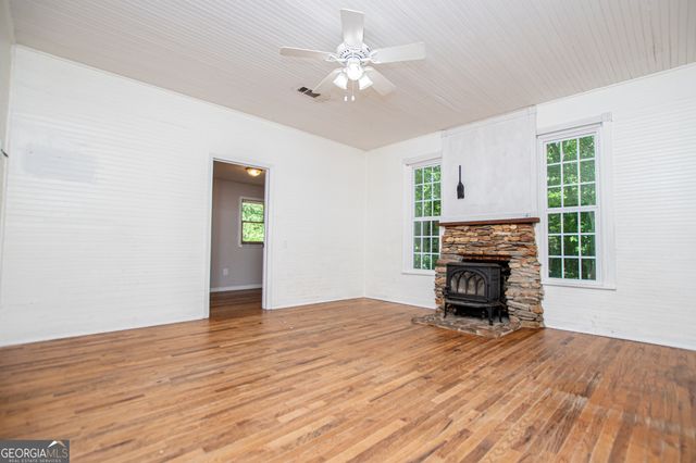 857 Jones Mill Road, Whitesburg, GA 30185