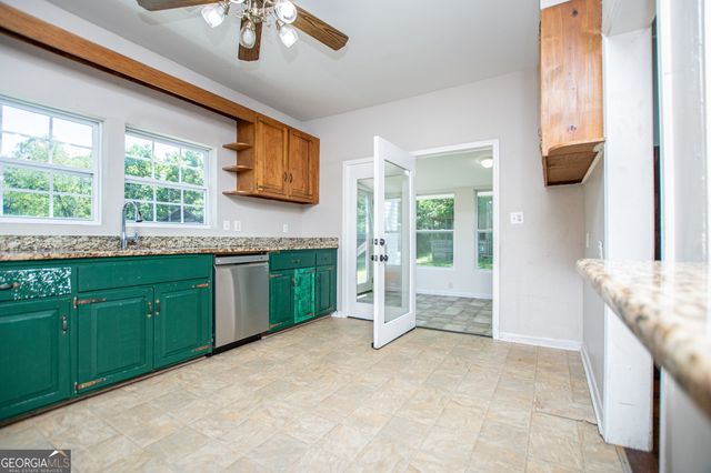 857 Jones Mill Road, Whitesburg, GA 30185