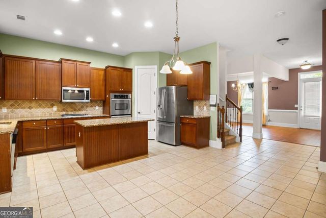 1128 Gateview Drive, Lawrenceville, GA 30046