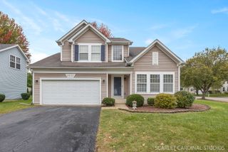 2235 Cheshire Drive, Aurora, IL 60502