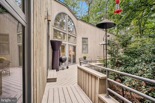 11590 GREENWICH POINT RD, Reston, VA 20194