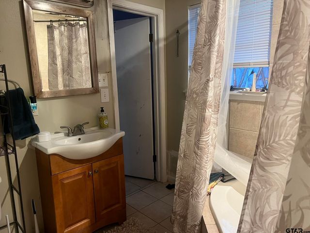 2700 Chelsea Drive, Tyler, TX 75701