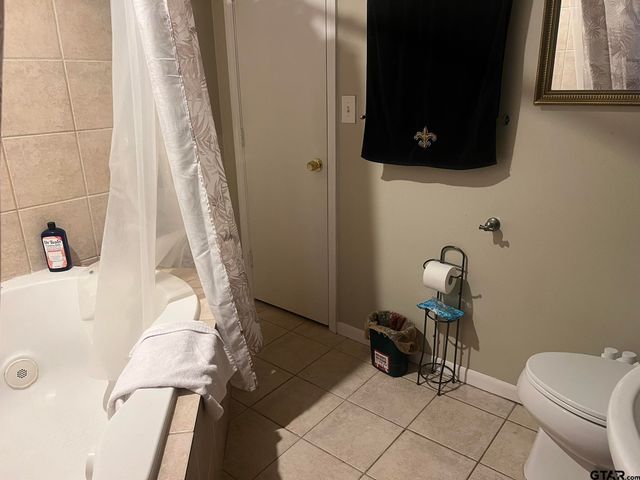 2700 Chelsea Drive, Tyler, TX 75701