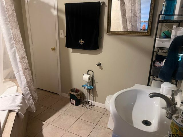 2700 Chelsea Drive, Tyler, TX 75701