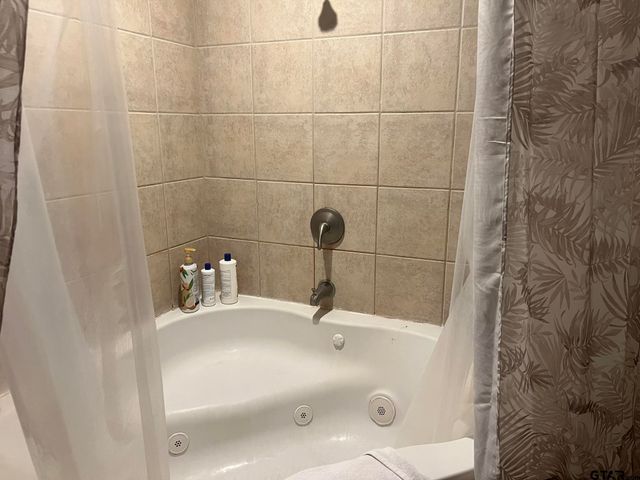 2700 Chelsea Drive, Tyler, TX 75701