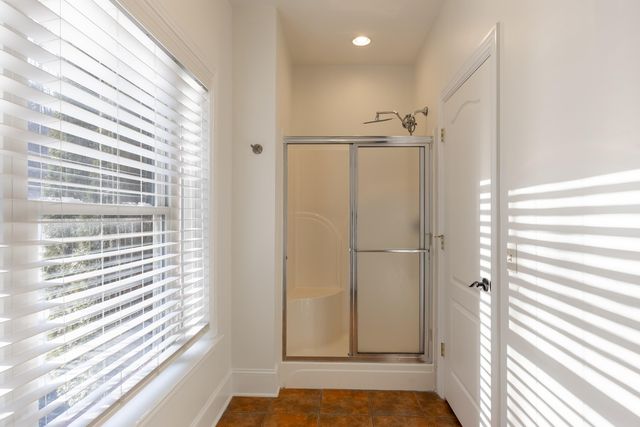 2210 Poplar Grove Drive, Ooltewah, TN 37363