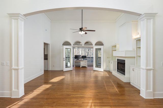 2210 Poplar Grove Drive, Ooltewah, TN 37363