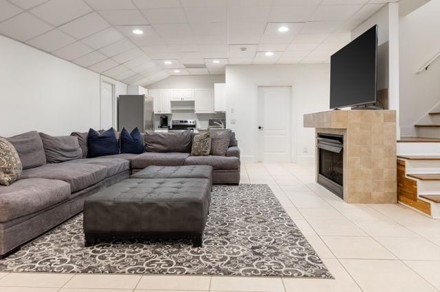 2210 Poplar Grove Drive, Ooltewah, TN 37363