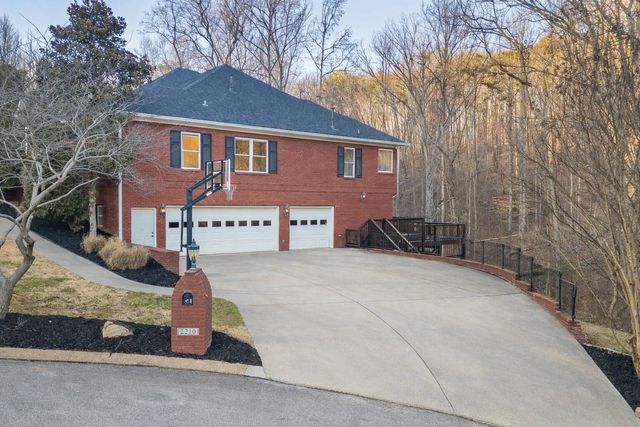 2210 Poplar Grove Drive, Ooltewah, TN 37363