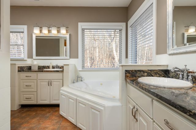 2210 Poplar Grove Drive, Ooltewah, TN 37363