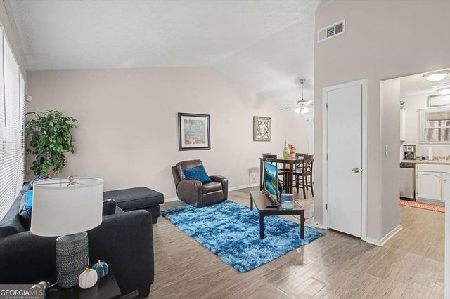 2964 Carrie Farm Road NW, Kennesaw, GA 30144