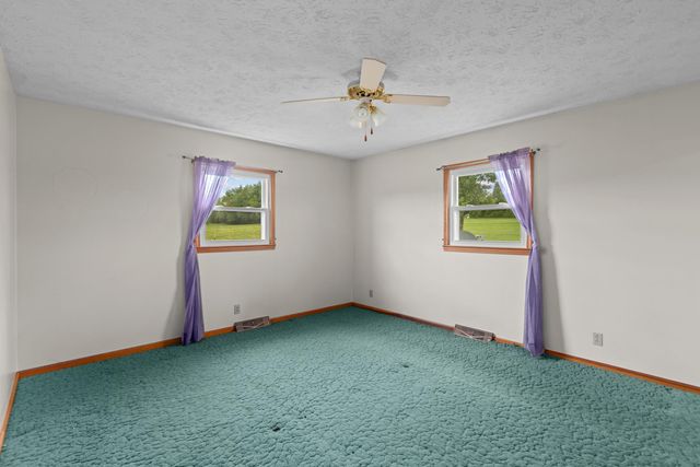 1055 Graves Road, Stamping Ground, KY 40379