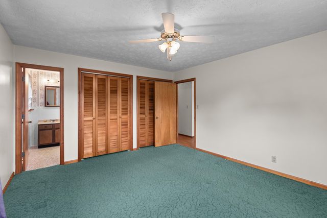 1055 Graves Road, Stamping Ground, KY 40379