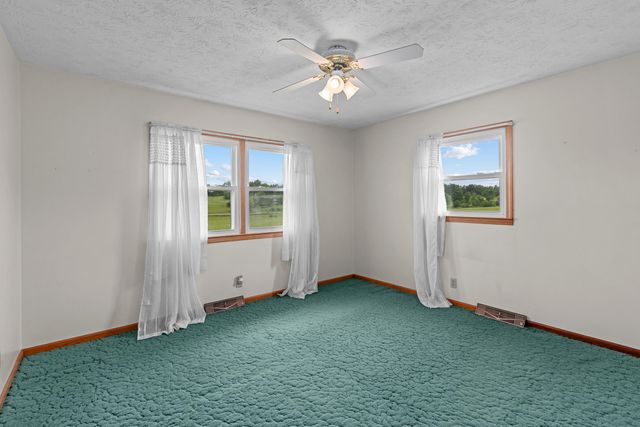 1055 Graves Road, Stamping Ground, KY 40379