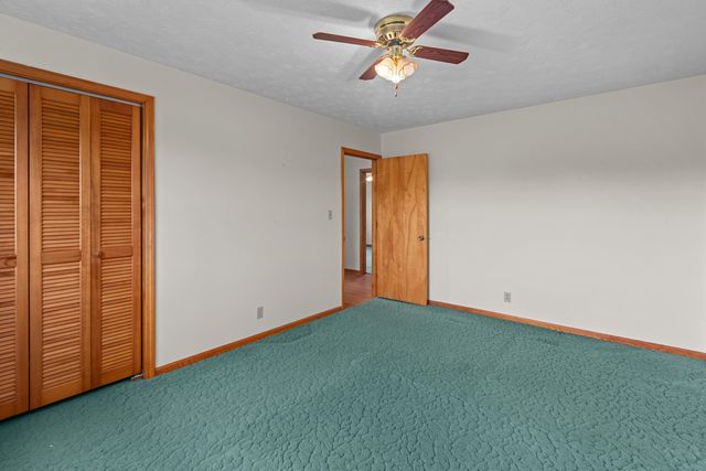 1055 Graves Road, Stamping Ground, KY 40379