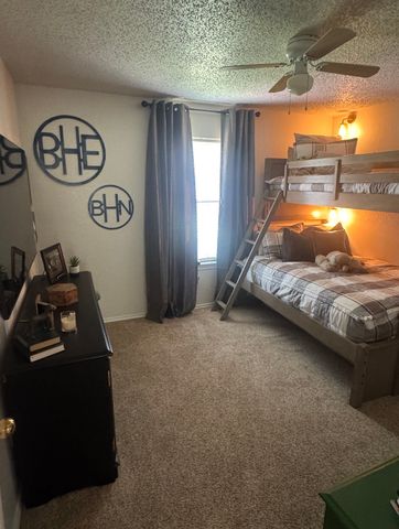 2 Chapel Hill Court, Mansfield, TX 76063