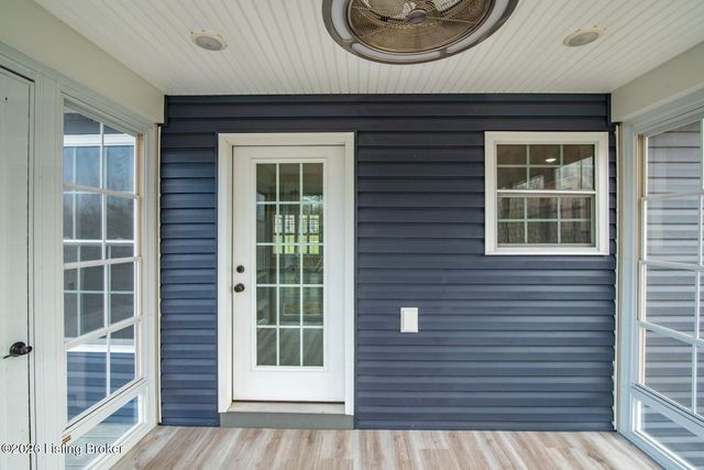 241 Woodview Dr, Brandenburg, KY 40108