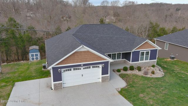 241 Woodview Dr, Brandenburg, KY 40108