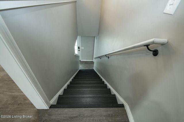 241 Woodview Dr, Brandenburg, KY 40108