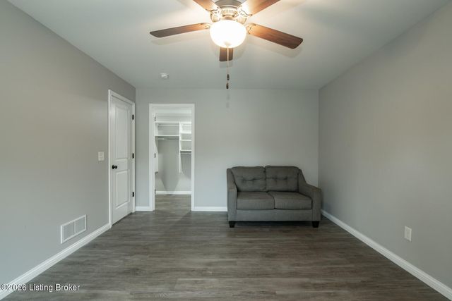 241 Woodview Dr, Brandenburg, KY 40108