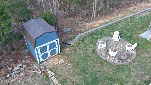 241 Woodview Dr, Brandenburg, KY 40108