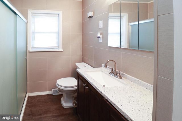 690 CARBON AVE, Harrisburg, PA 17111