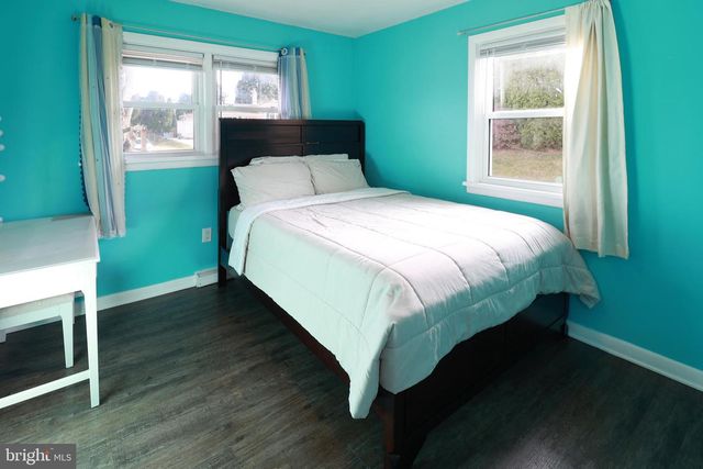 690 CARBON AVE, Harrisburg, PA 17111