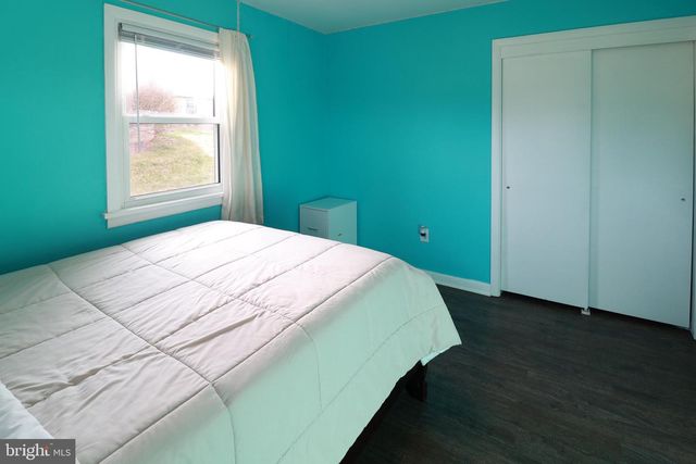 690 CARBON AVE, Harrisburg, PA 17111