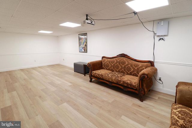 690 CARBON AVE, Harrisburg, PA 17111