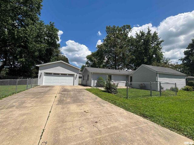1905 CALHOUN Avenue, Springfield, IL 62702