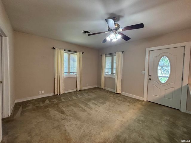 1905 CALHOUN Avenue, Springfield, IL 62702