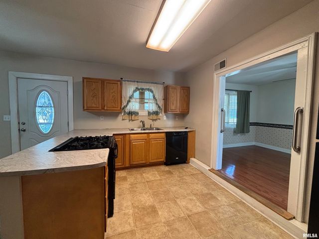 1905 CALHOUN Avenue, Springfield, IL 62702