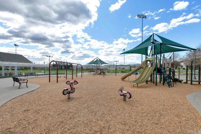 39947 Hudson Ct, Temecula, CA 92591