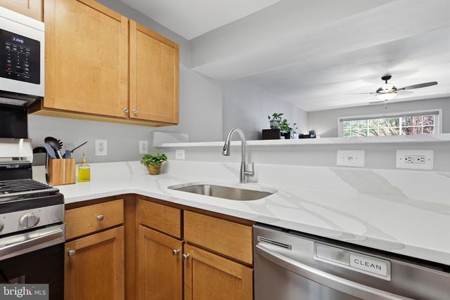 1457 A N VAN DORN ST, Alexandria, VA 22304