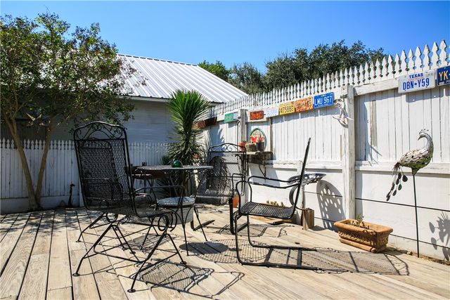 12400 Texas Street, Burton, TX 77835