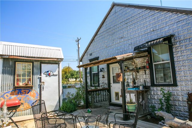 12400 Texas Street, Burton, TX 77835
