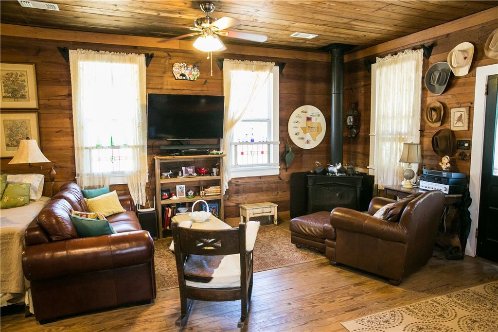 12400 Texas Street, Burton, TX 77835 — photo 5