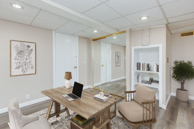 5 Tsienneto Rd Unit 92, Derry, NH 03038