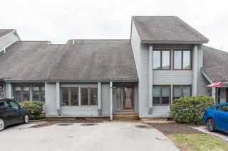 5 Tsienneto Rd Unit 92, Derry, NH 03038