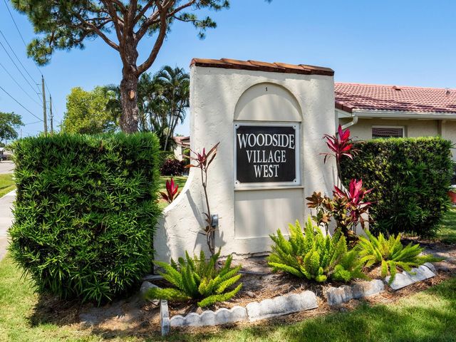 2153 PUEBLO CIRCLE V14, Sarasota, FL 34231