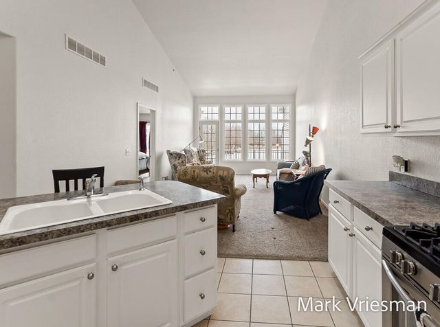 2411 Lake Avenue 36, Muskegon, MI 49445