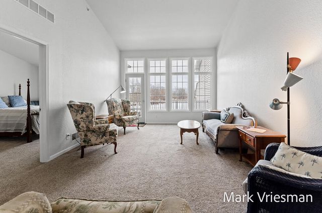 2411 Lake Avenue 36, Muskegon, MI 49445